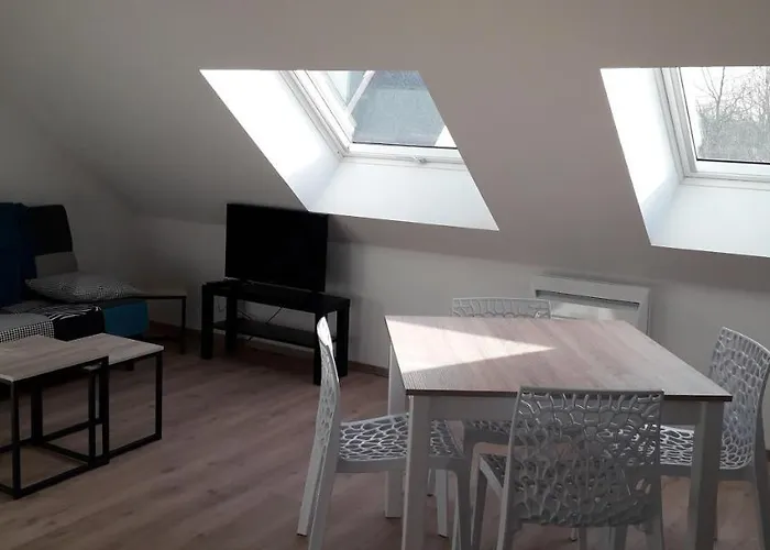 L'escale Au Coteau Sucé